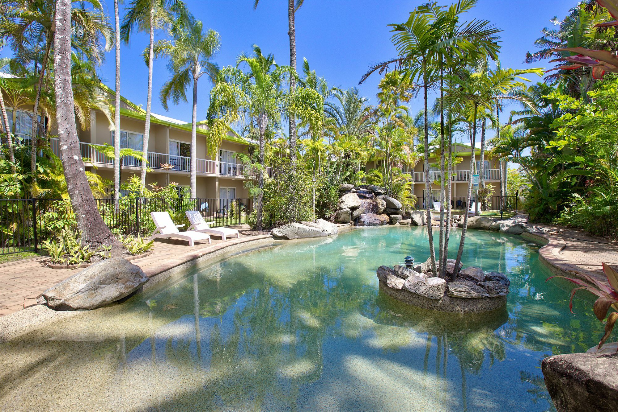 Hotel Tropiq Cairns Extérieur photo
